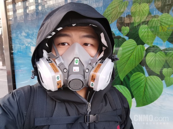 因沒買到口罩被迫運用KN95防毒面罩